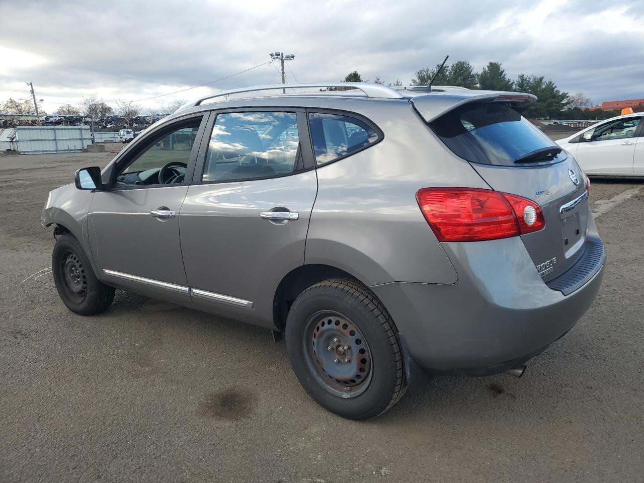2015 NISSAN ROGUE