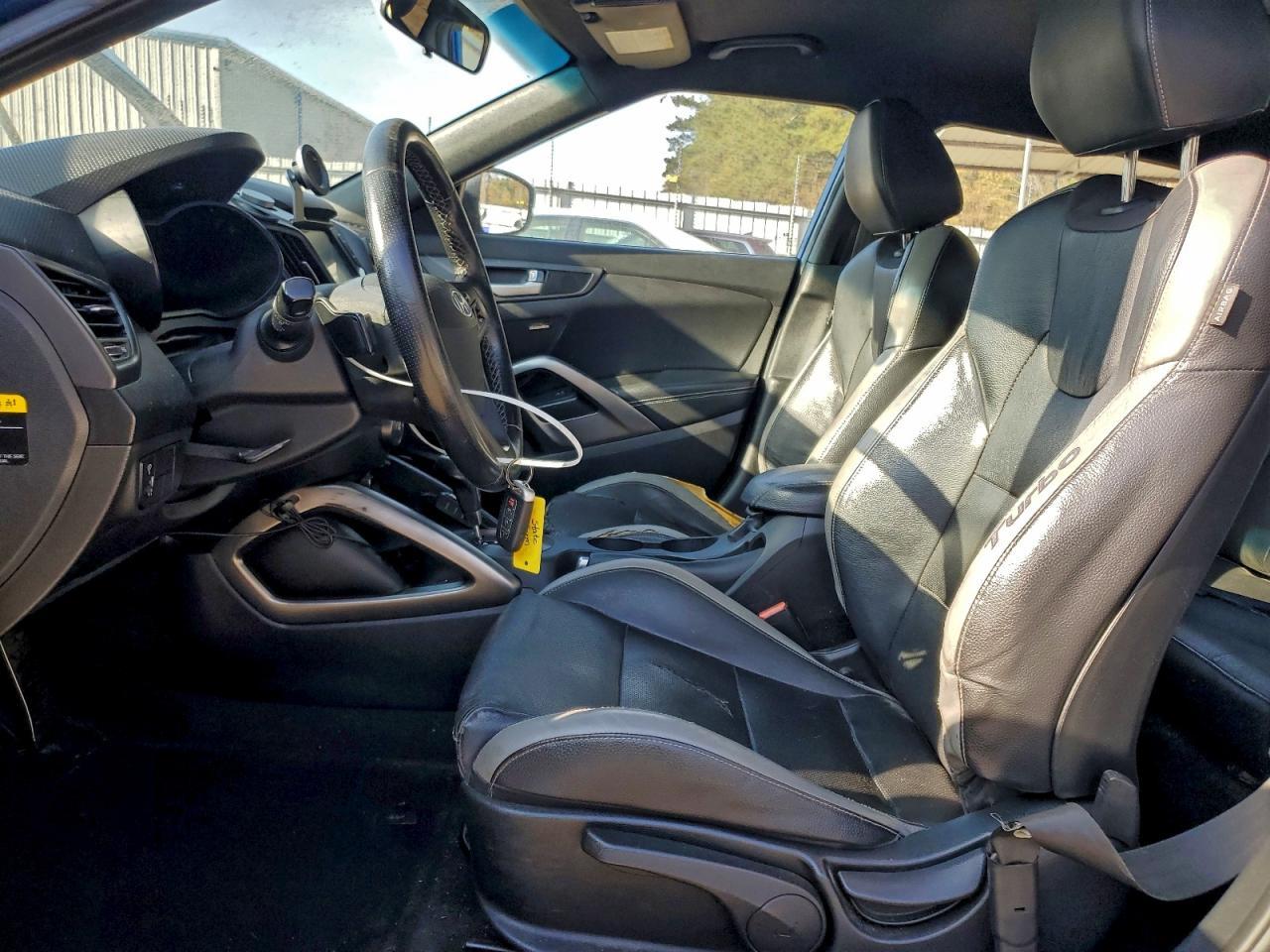 2017 HYUNDAI VELOSTER