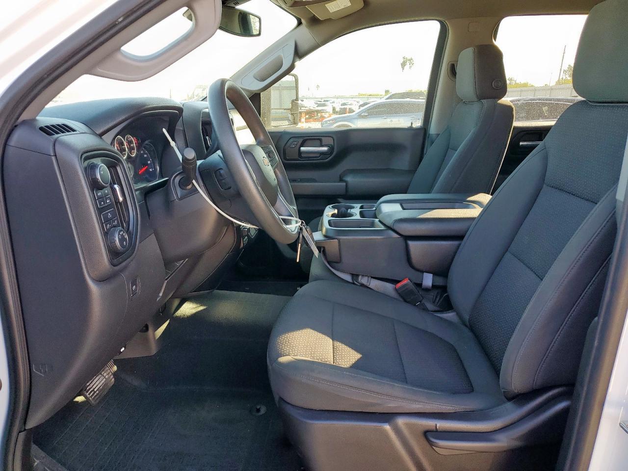 2021 CHEVROLET Silverado