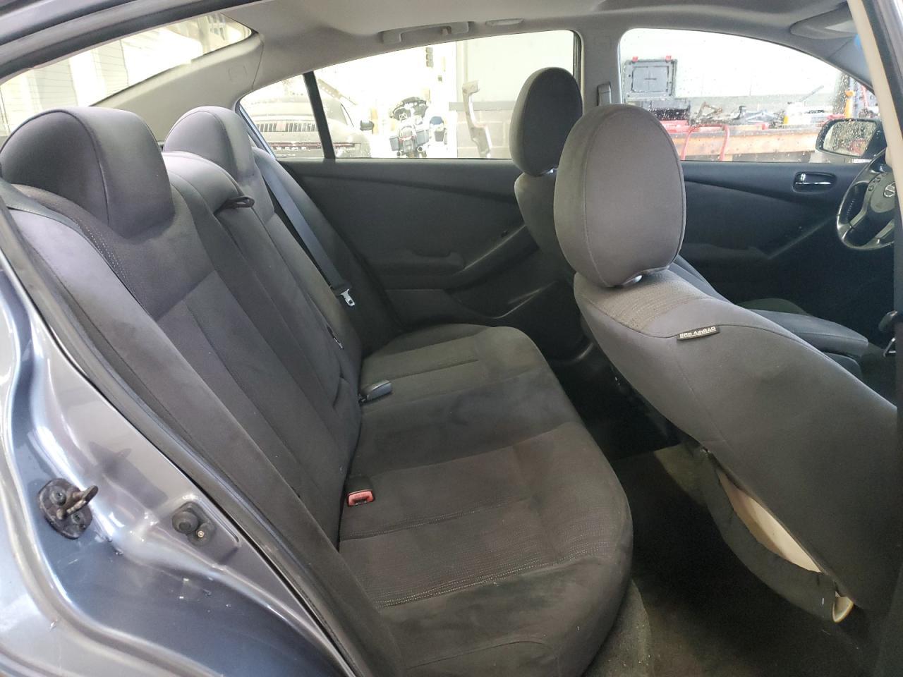 2010 NISSAN ALTIMA