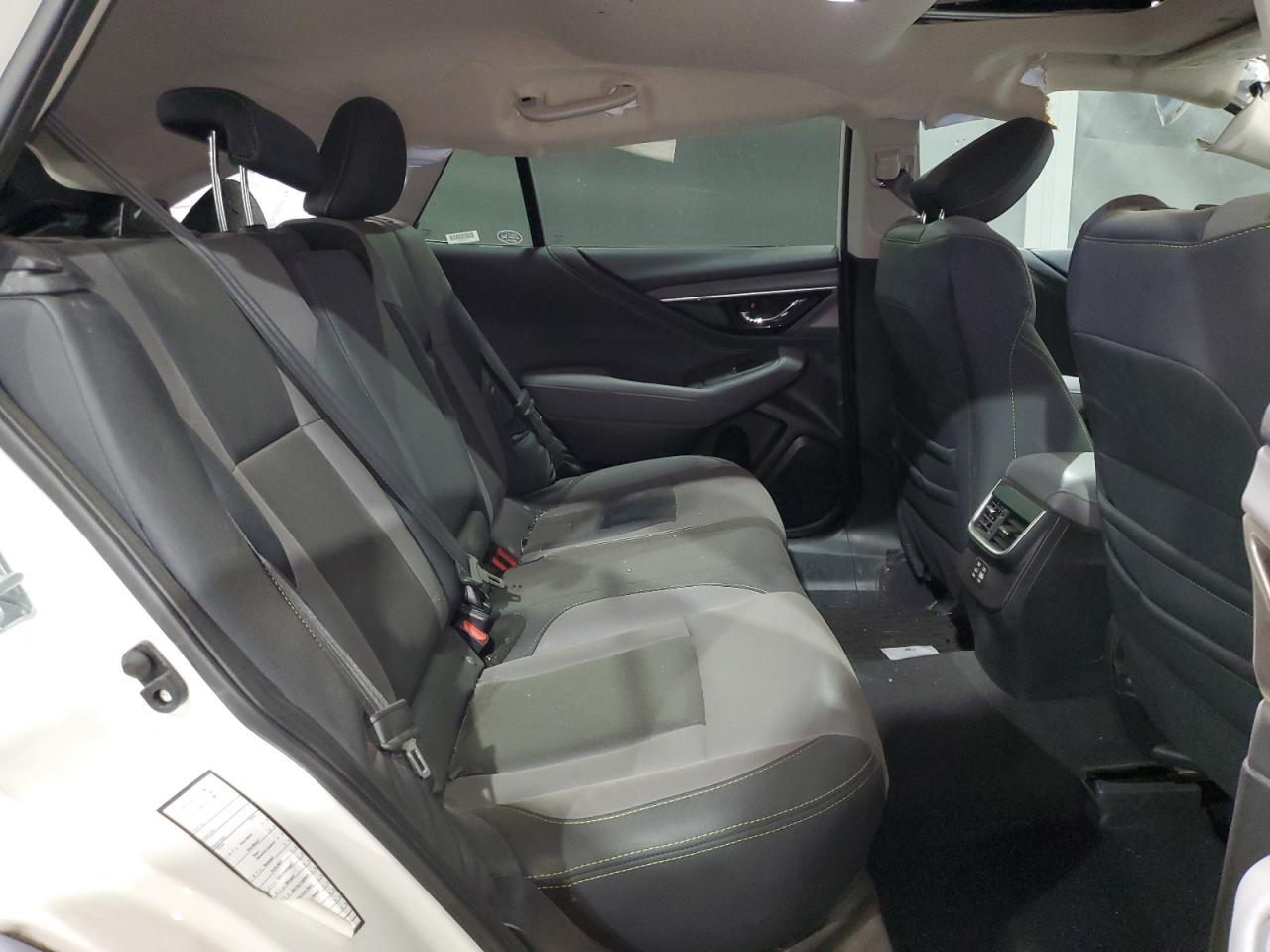 2025 SUBARU Outback