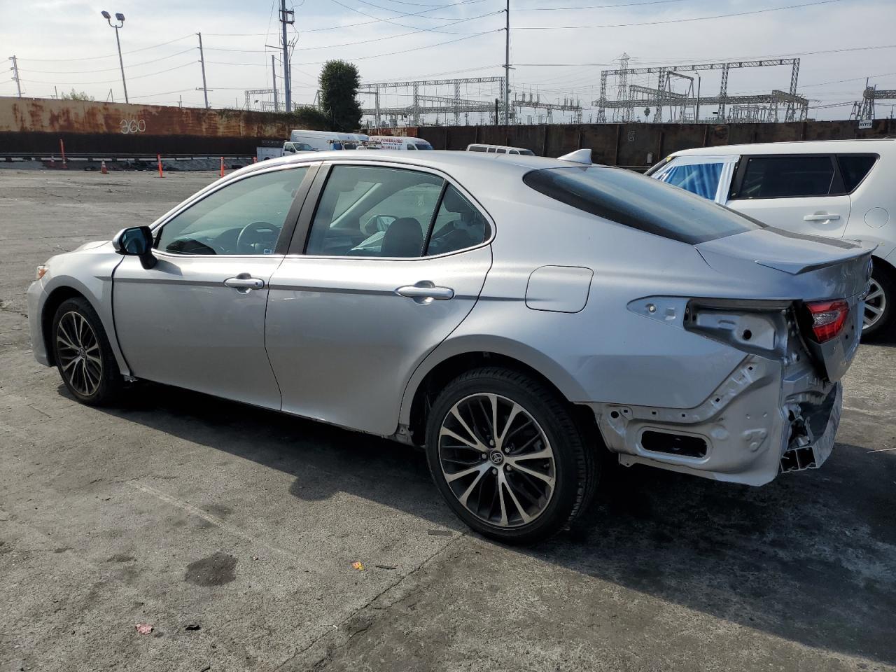 2019 TOYOTA CAMRY