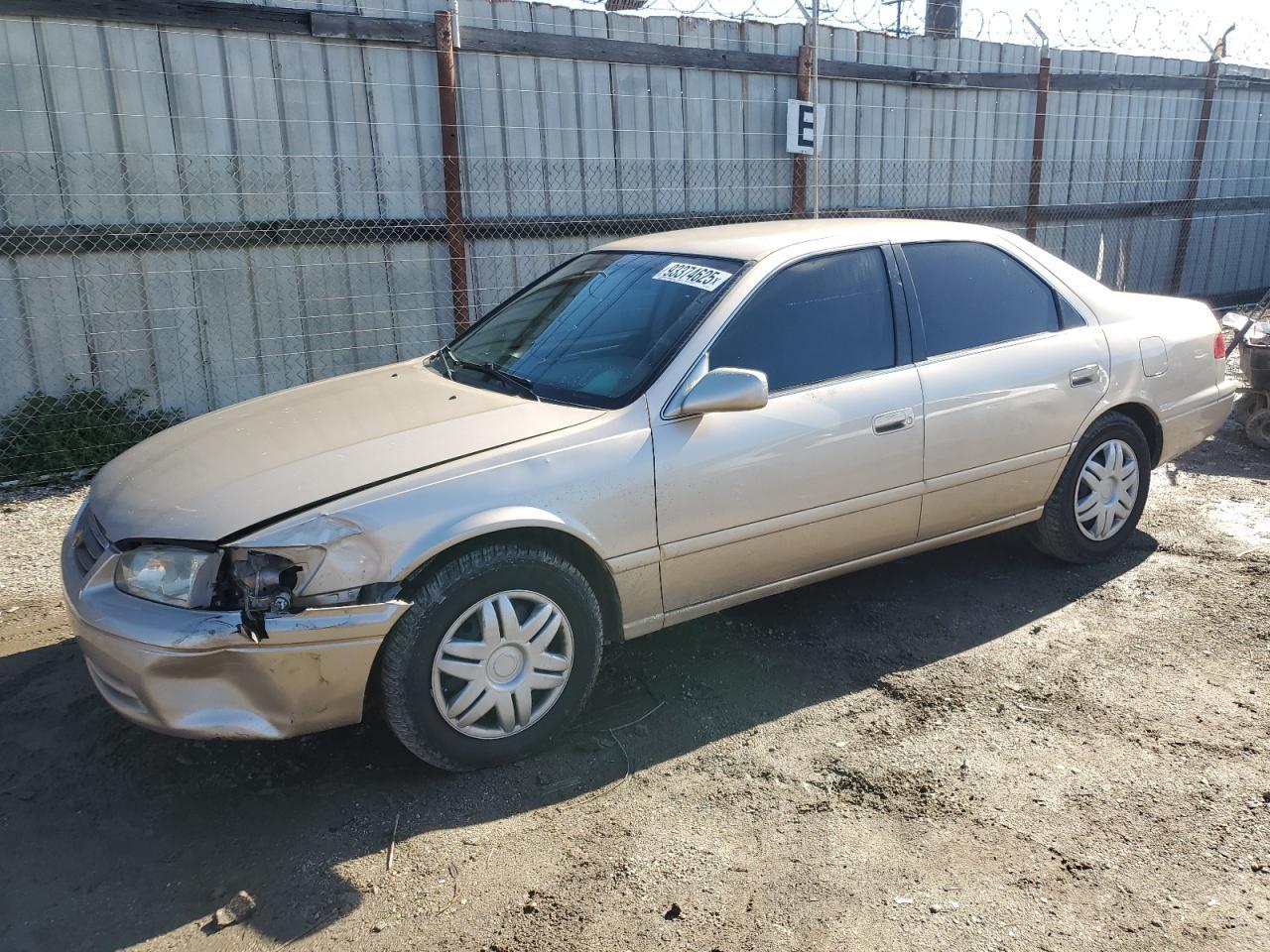 2001 TOYOTA CAMRY