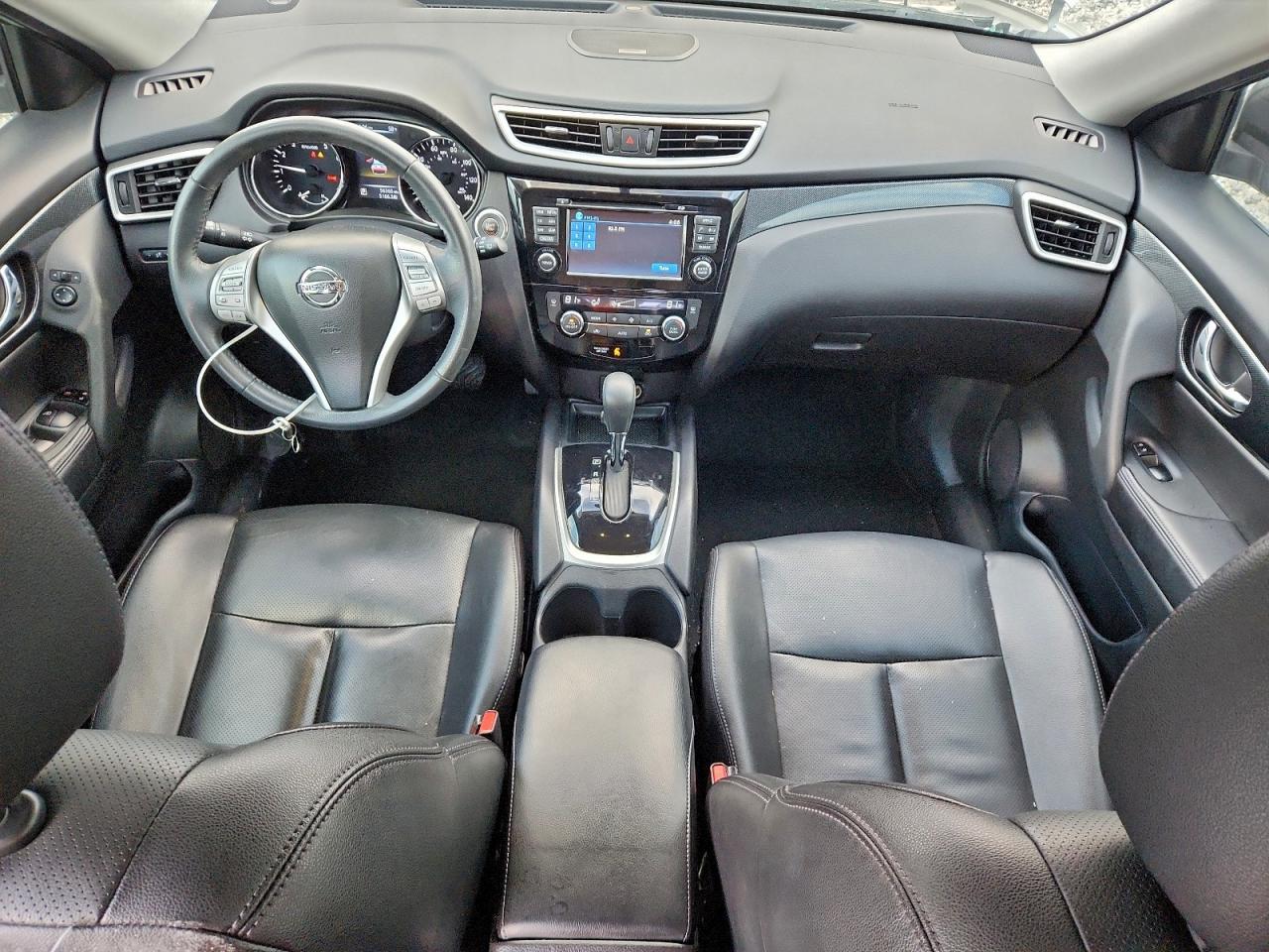 2016 NISSAN ROGUE