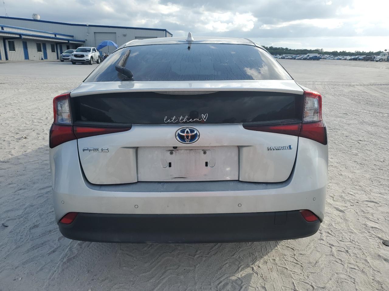 2021 TOYOTA PRIUS