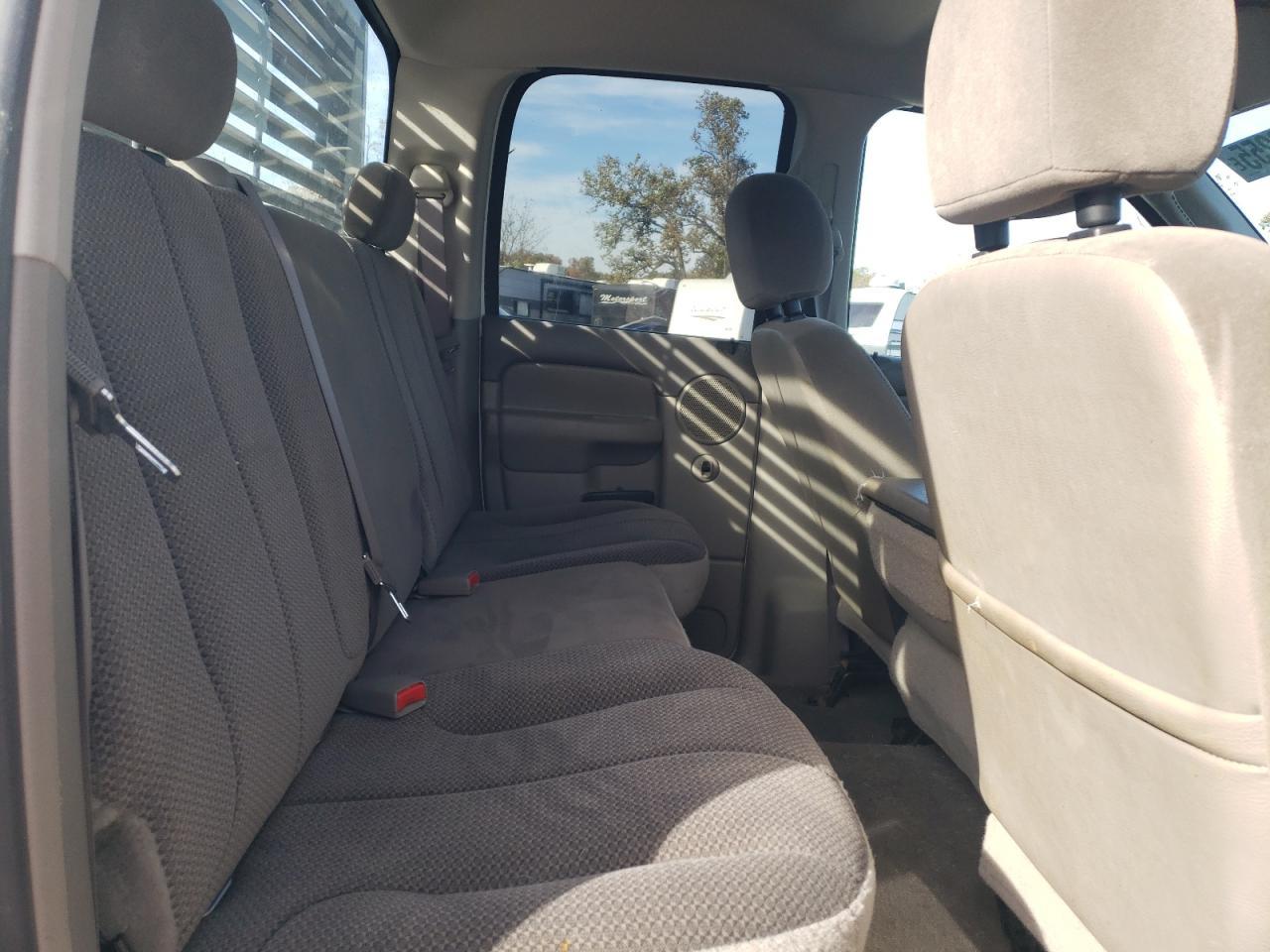 2004 DODGE Ram 2500