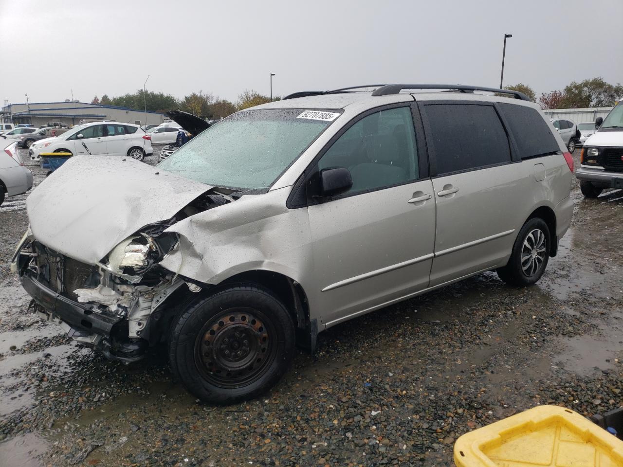 2004 TOYOTA SIENNA