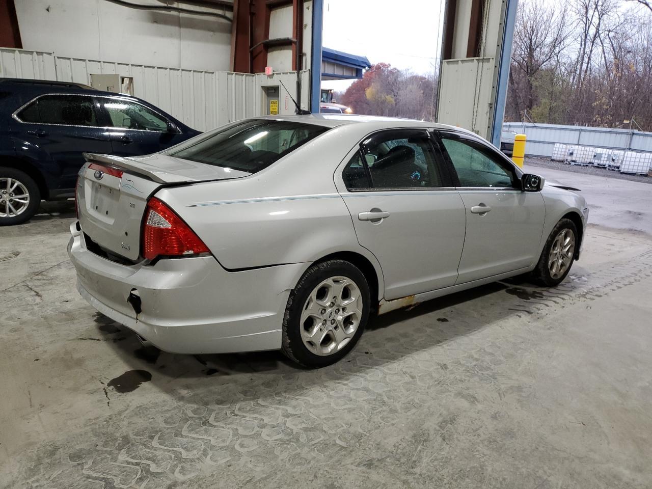 2010 FORD FUSION