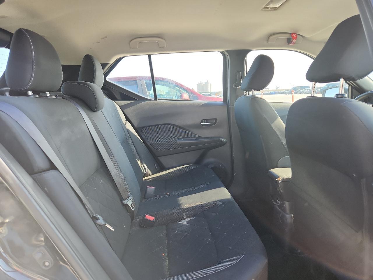 2020 NISSAN KICKS
