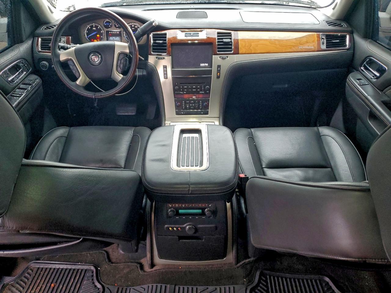 2013 CADILLAC ESCALADE