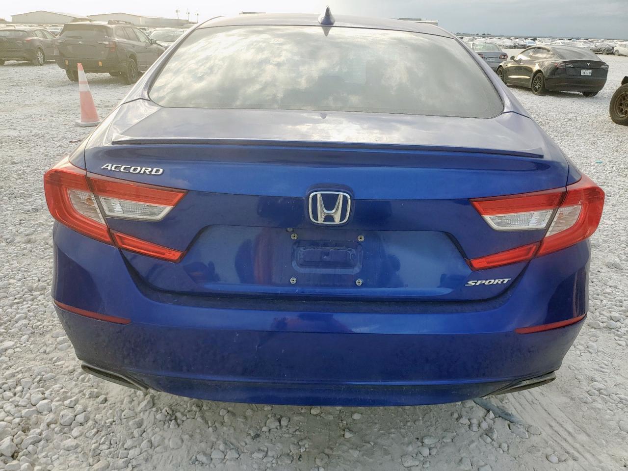 2018 HONDA ACCORD