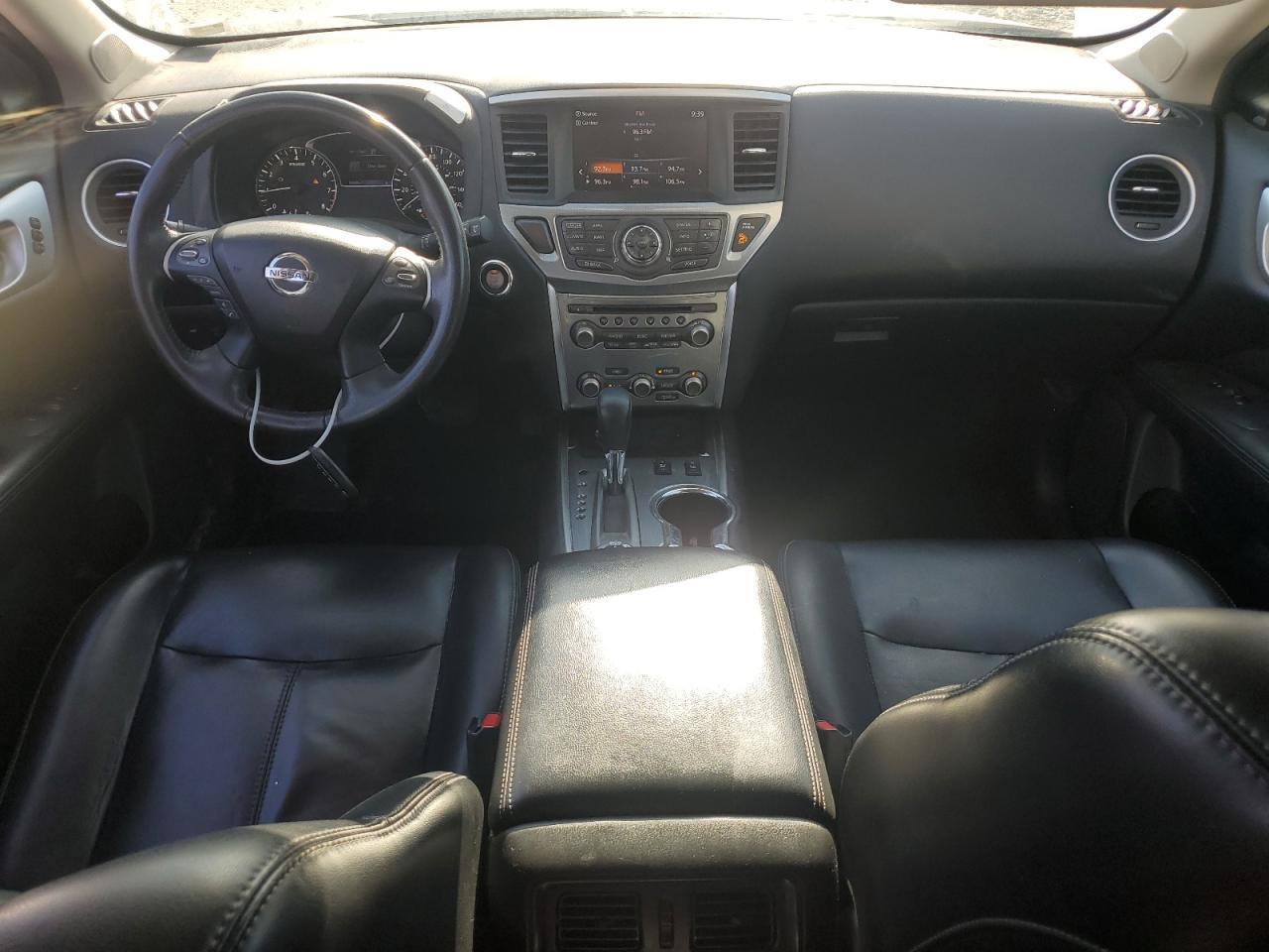 2017 NISSAN PATHFINDER