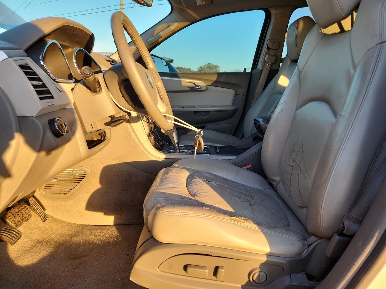 2011 CHEVROLET TRAVERSE