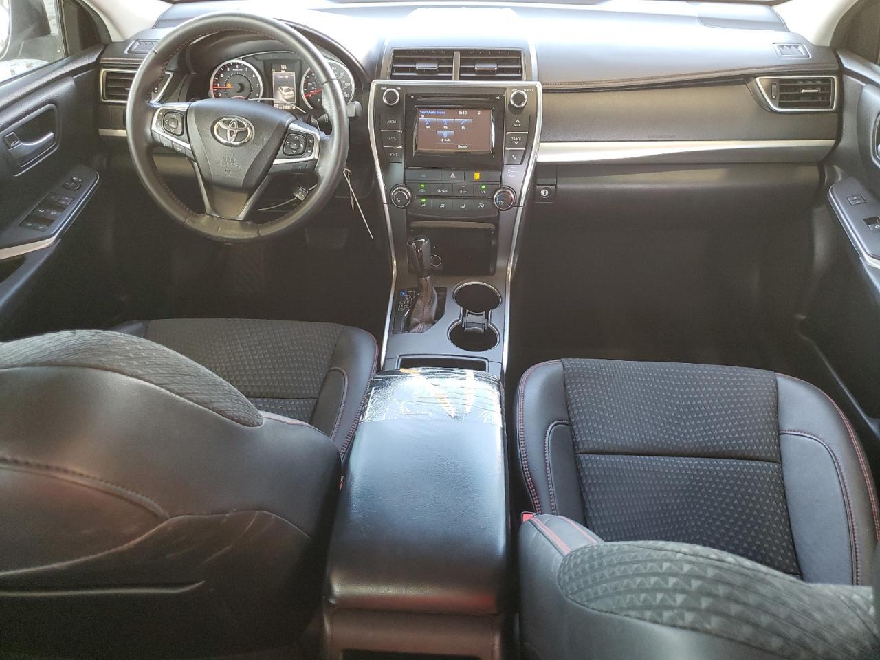 2015 TOYOTA CAMRY