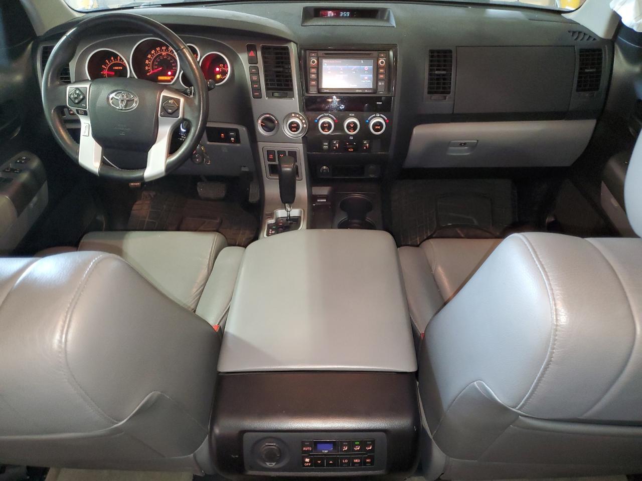 2017 TOYOTA Sequoia