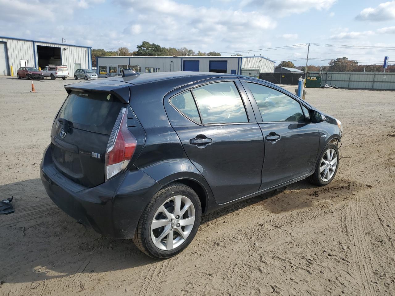 2016 TOYOTA Prius c