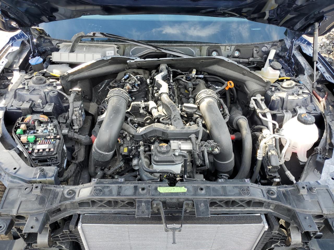 2024 GENESIS GV70