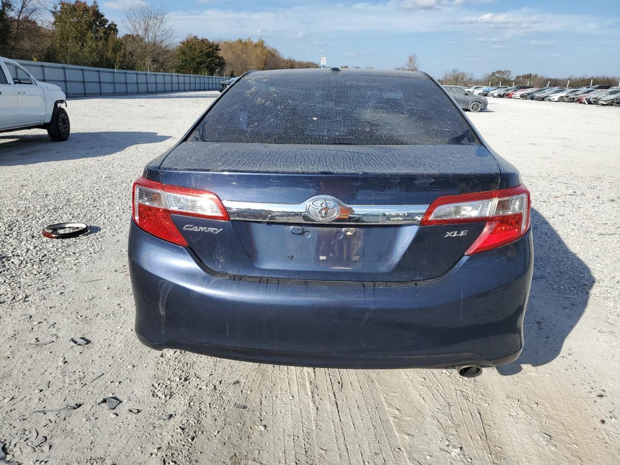 2014 TOYOTA CAMRY