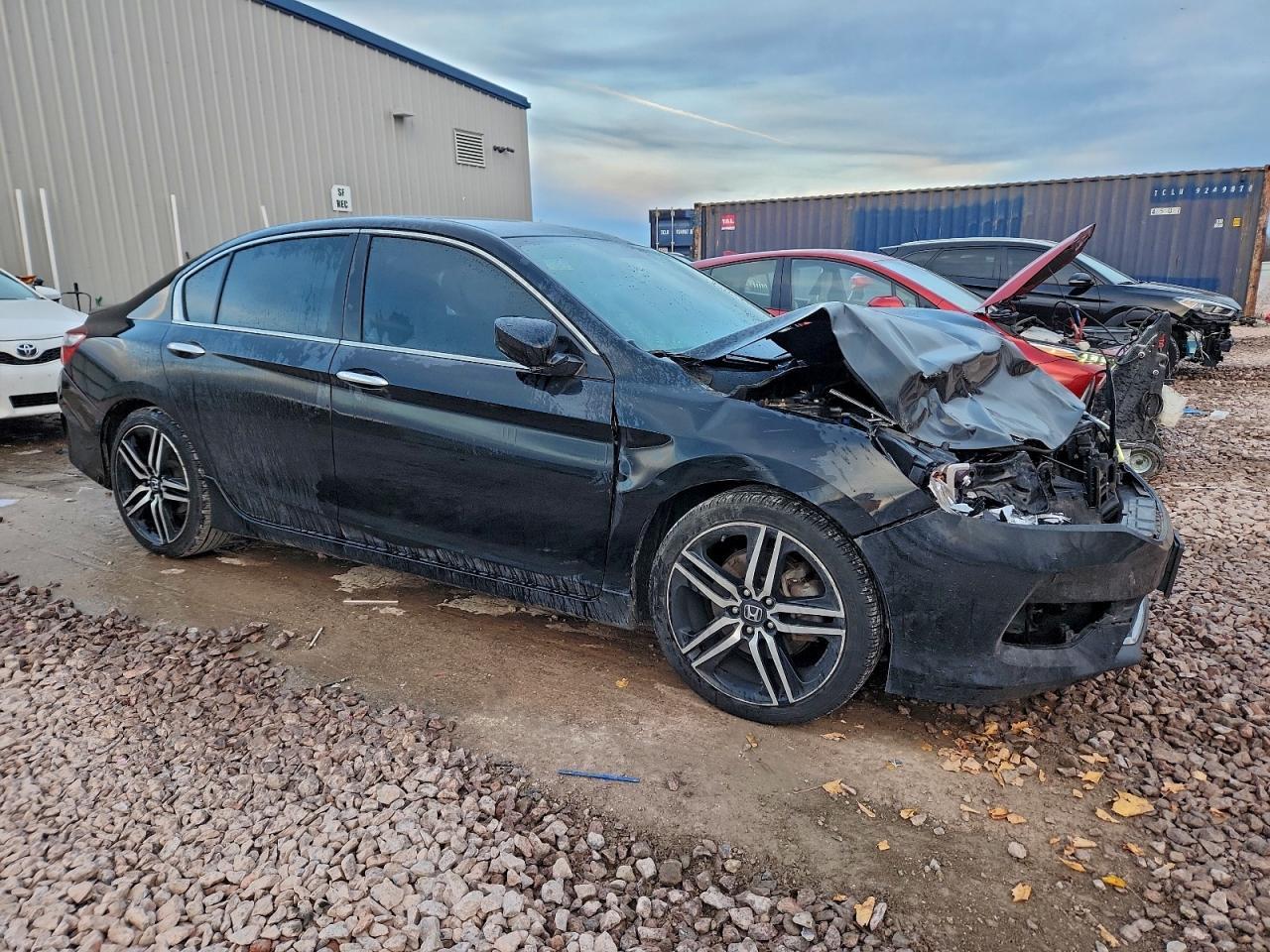 2017 HONDA ACCORD