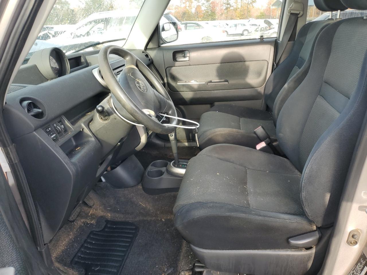 2006 TOYOTA SCION
