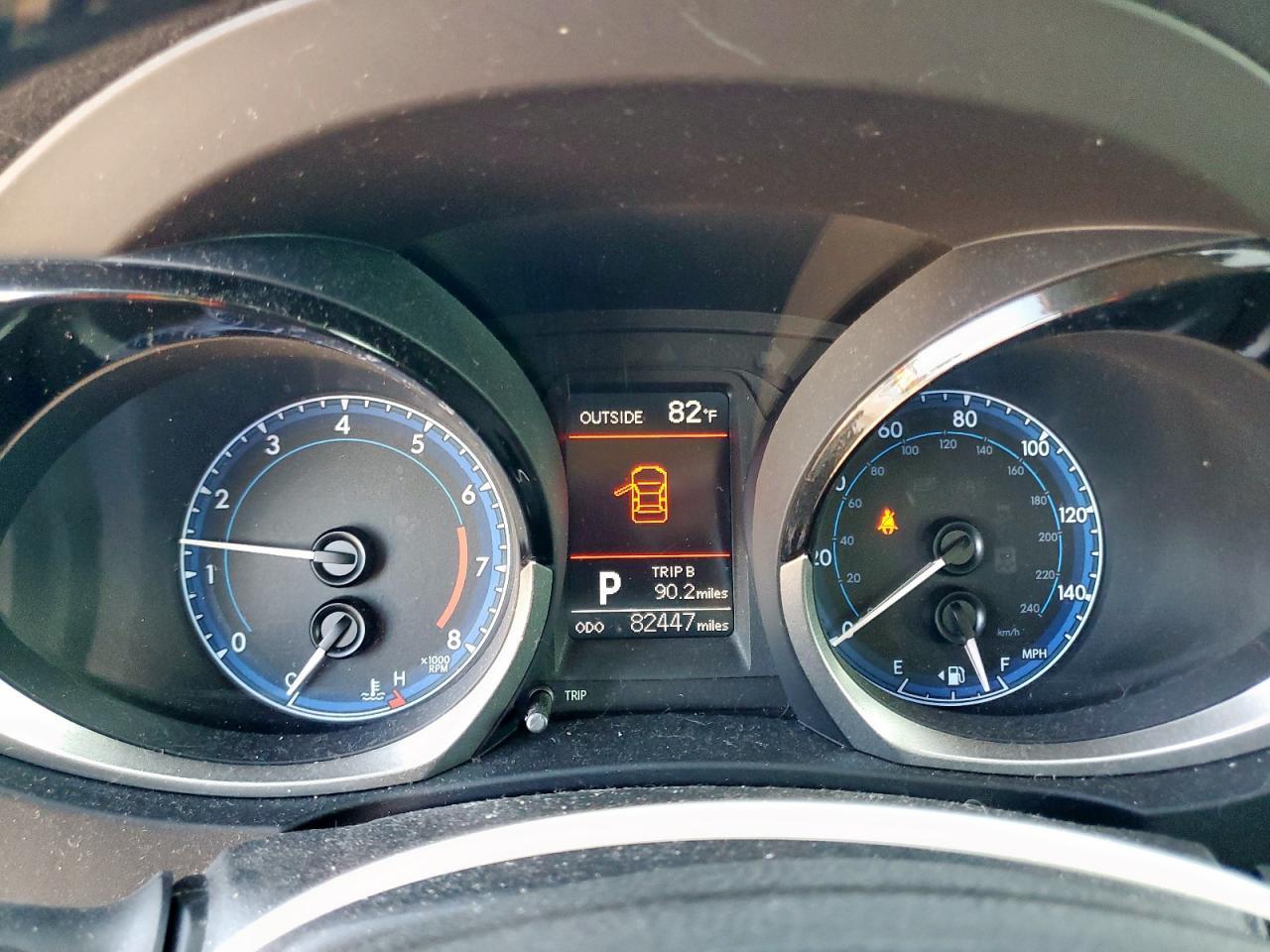 2016 TOYOTA COROLLA
