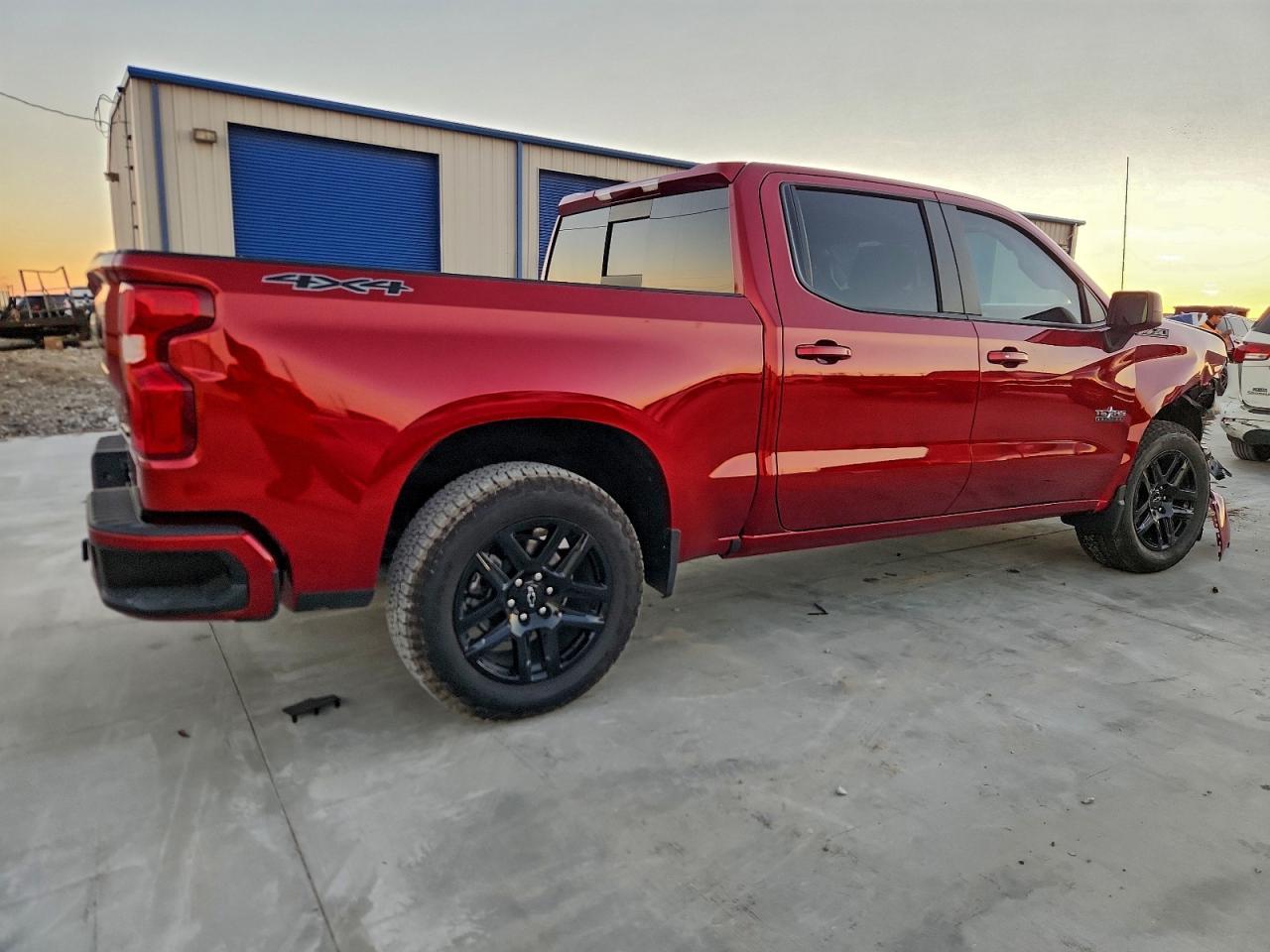 2025 CHEVROLET Silverado