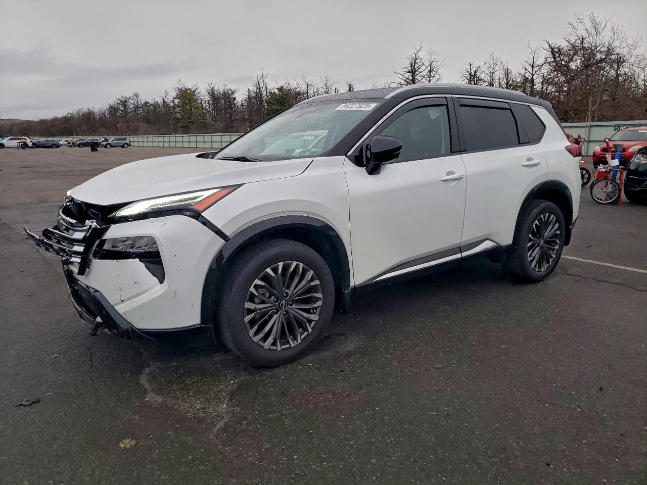 2024 NISSAN ROGUE