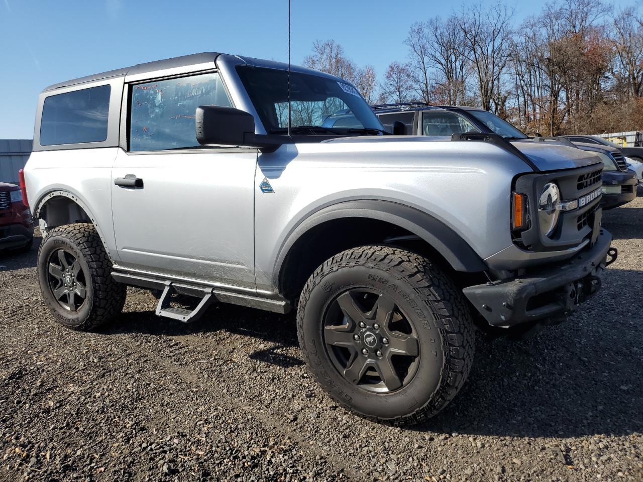 2024 FORD Bronco