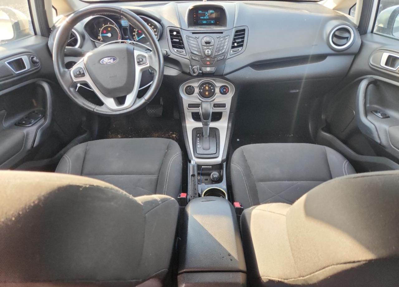 2014 FORD Fiesta
