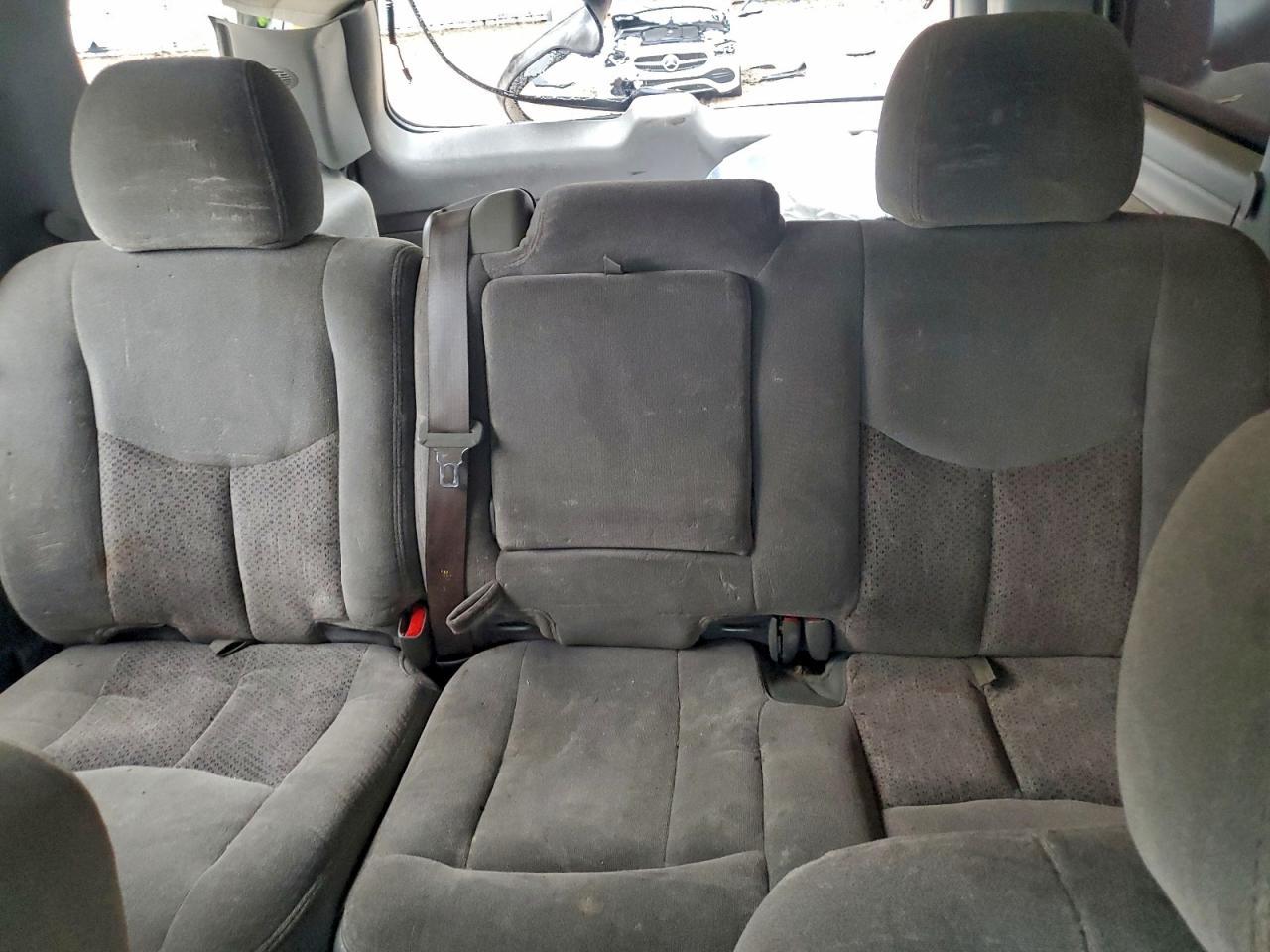 2003 CHEVROLET Tahoe