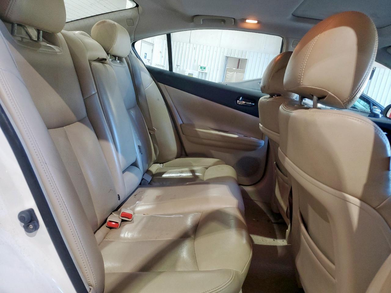 2012 NISSAN Maxima