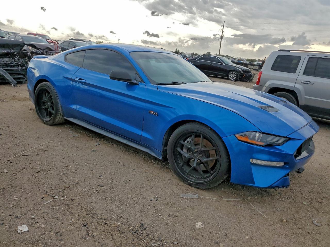 2020 FORD MUSTANG