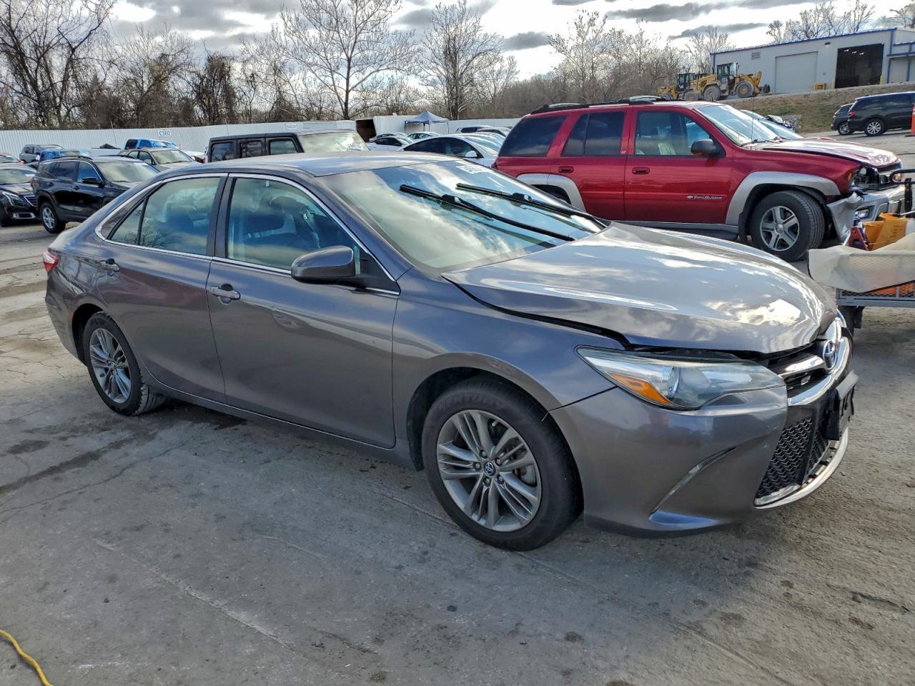 2017 TOYOTA CAMRY