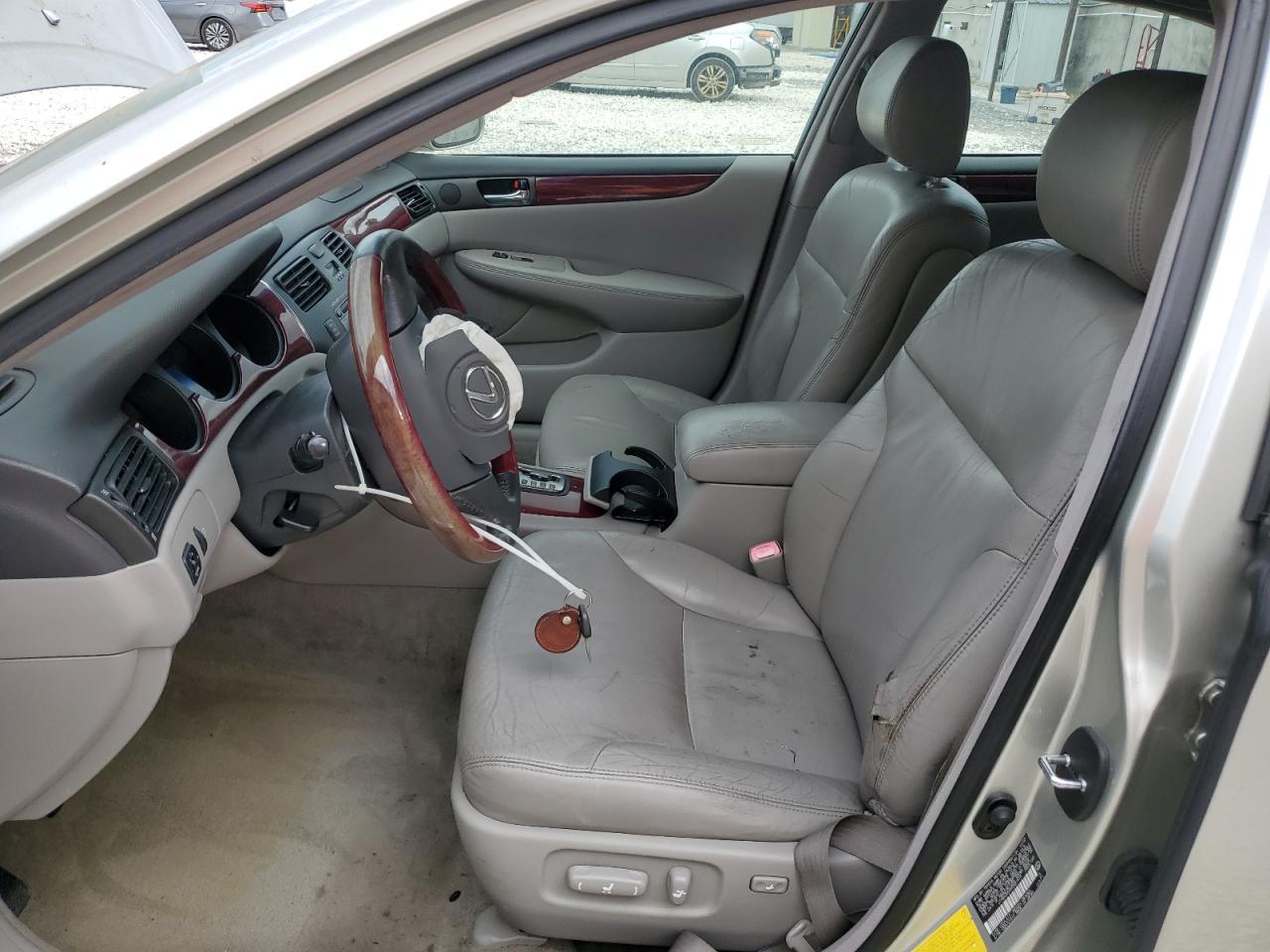 2004 LEXUS ES 330