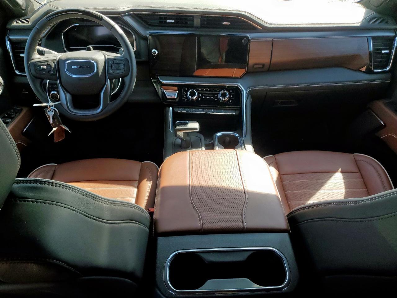 2025 GMC Sierra