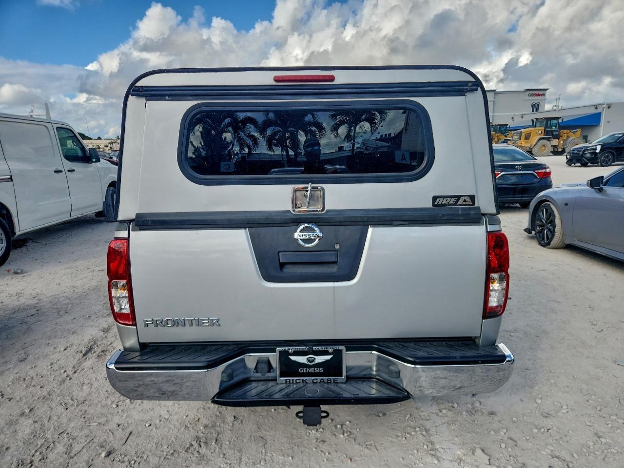 2012 NISSAN Frontier