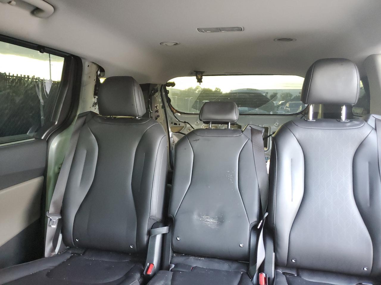 2025 KIA Carnival