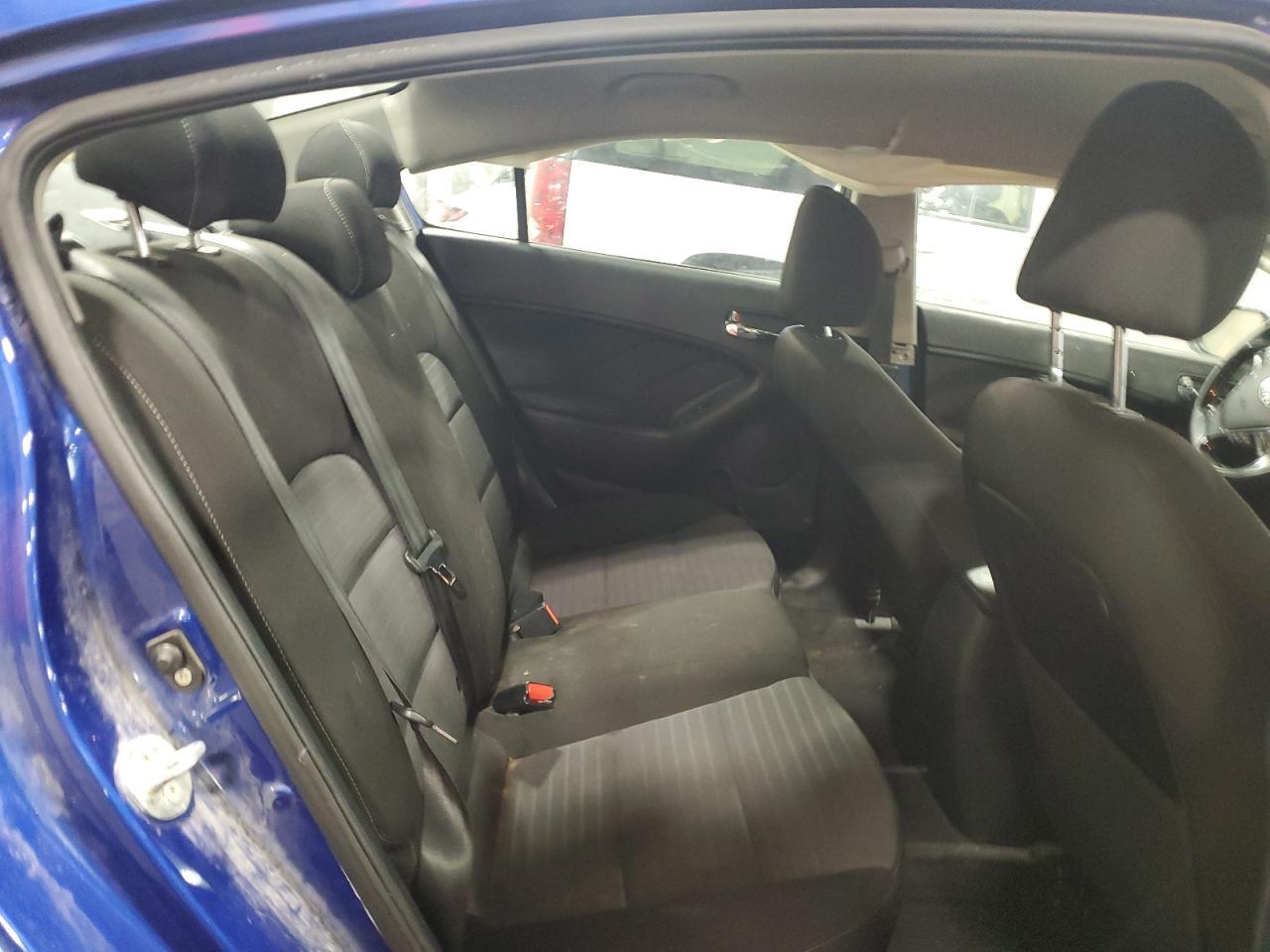 2017 KIA FORTE