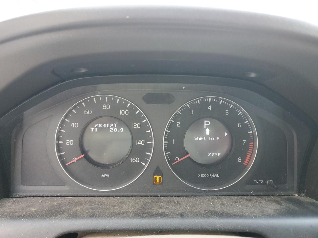 2011 VOLVO XC60