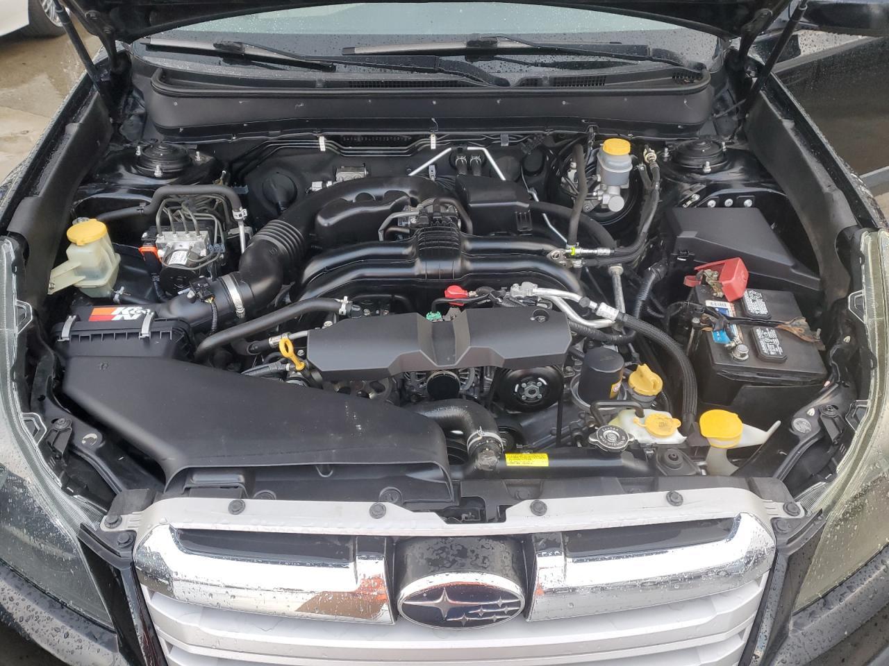 2013 SUBARU Outback