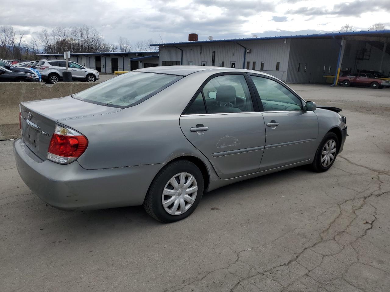 2005 TOYOTA CAMRY