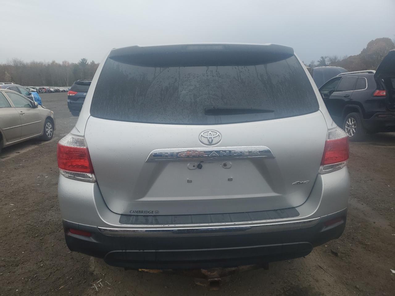 2013 TOYOTA HIGHLANDER