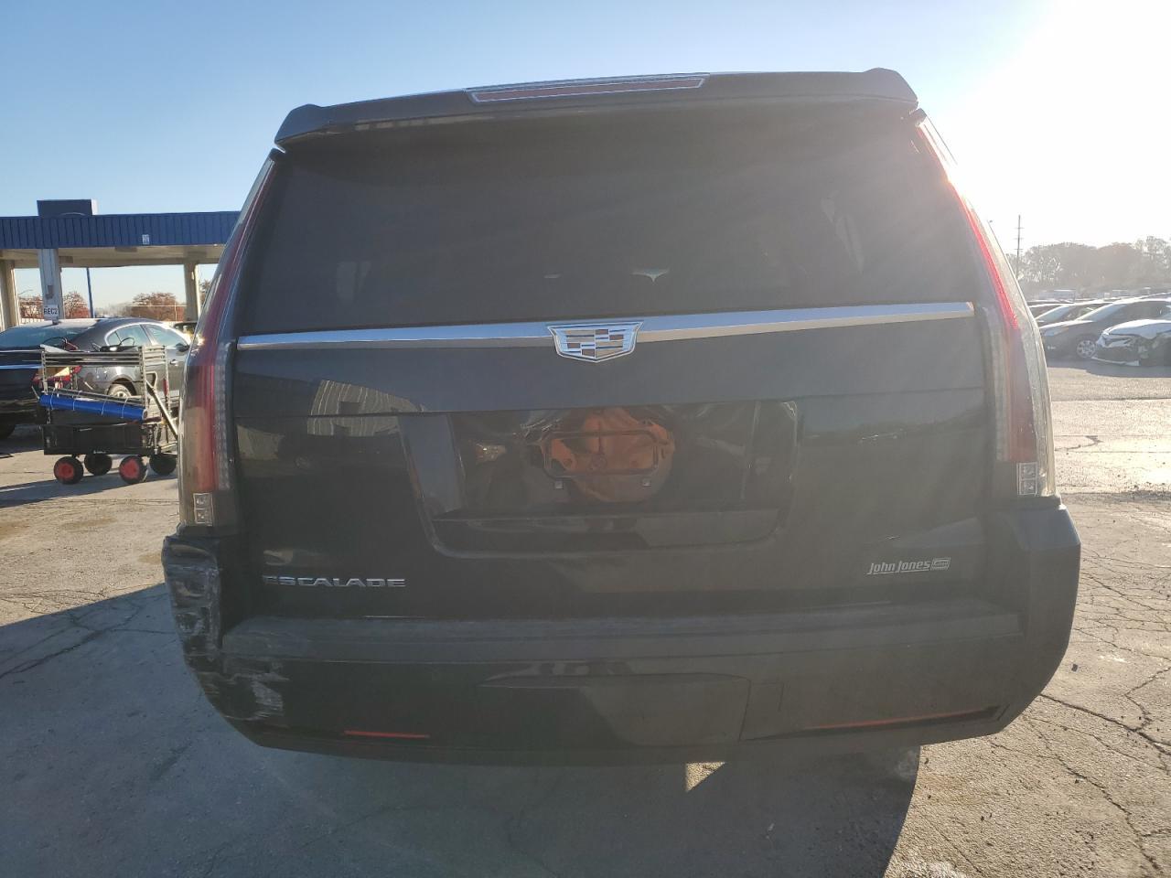 2016 CADILLAC Escalade ESV