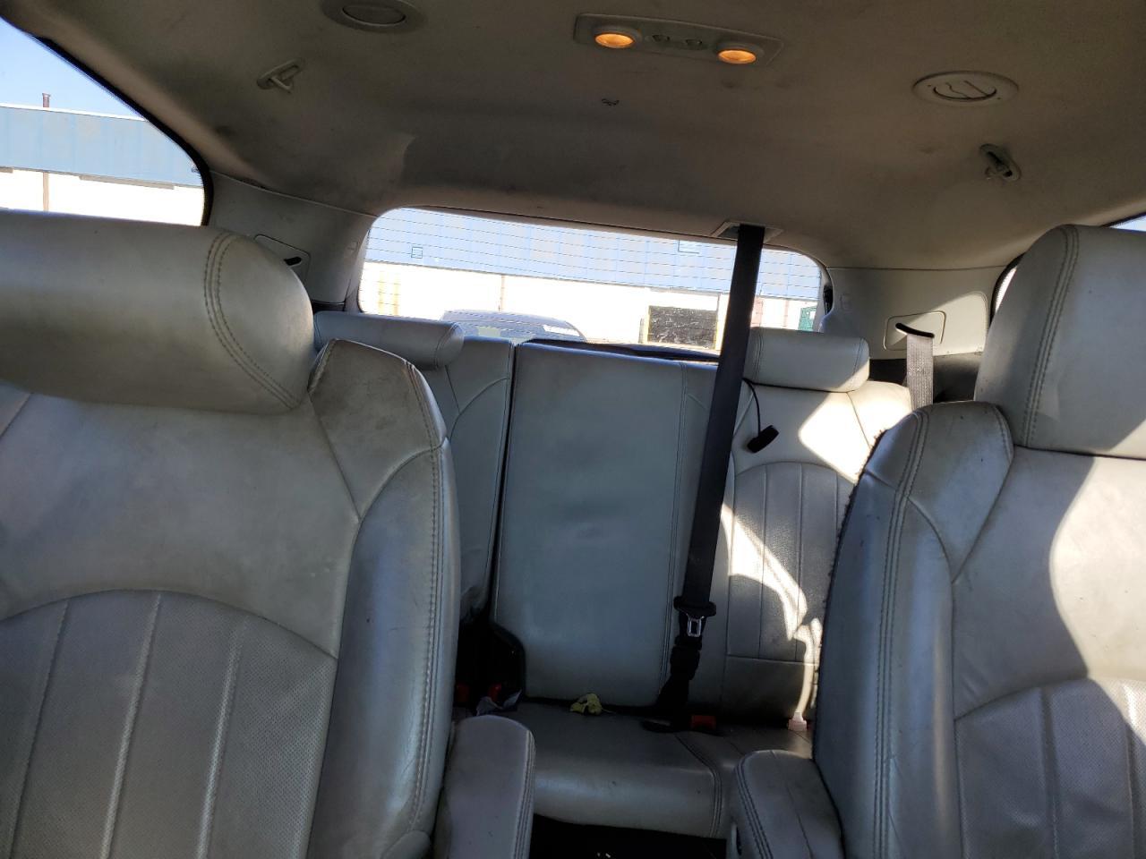 2011 CHEVROLET TRAVERSE