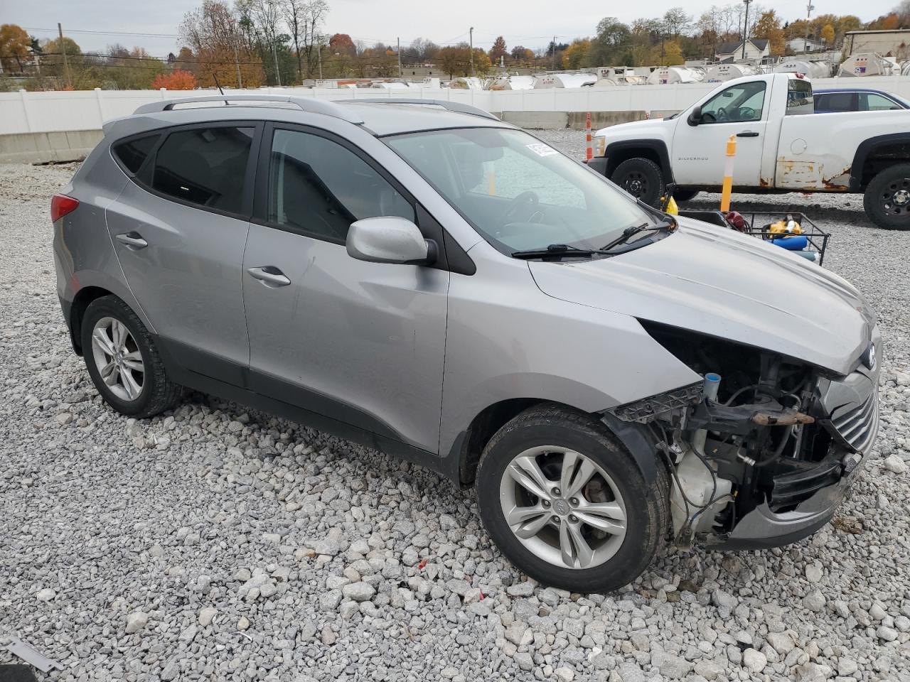 2011 HYUNDAI TUCSON