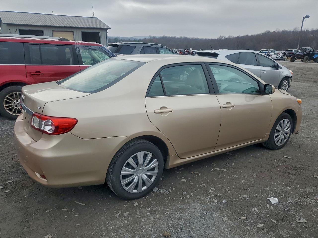2013 TOYOTA COROLLA