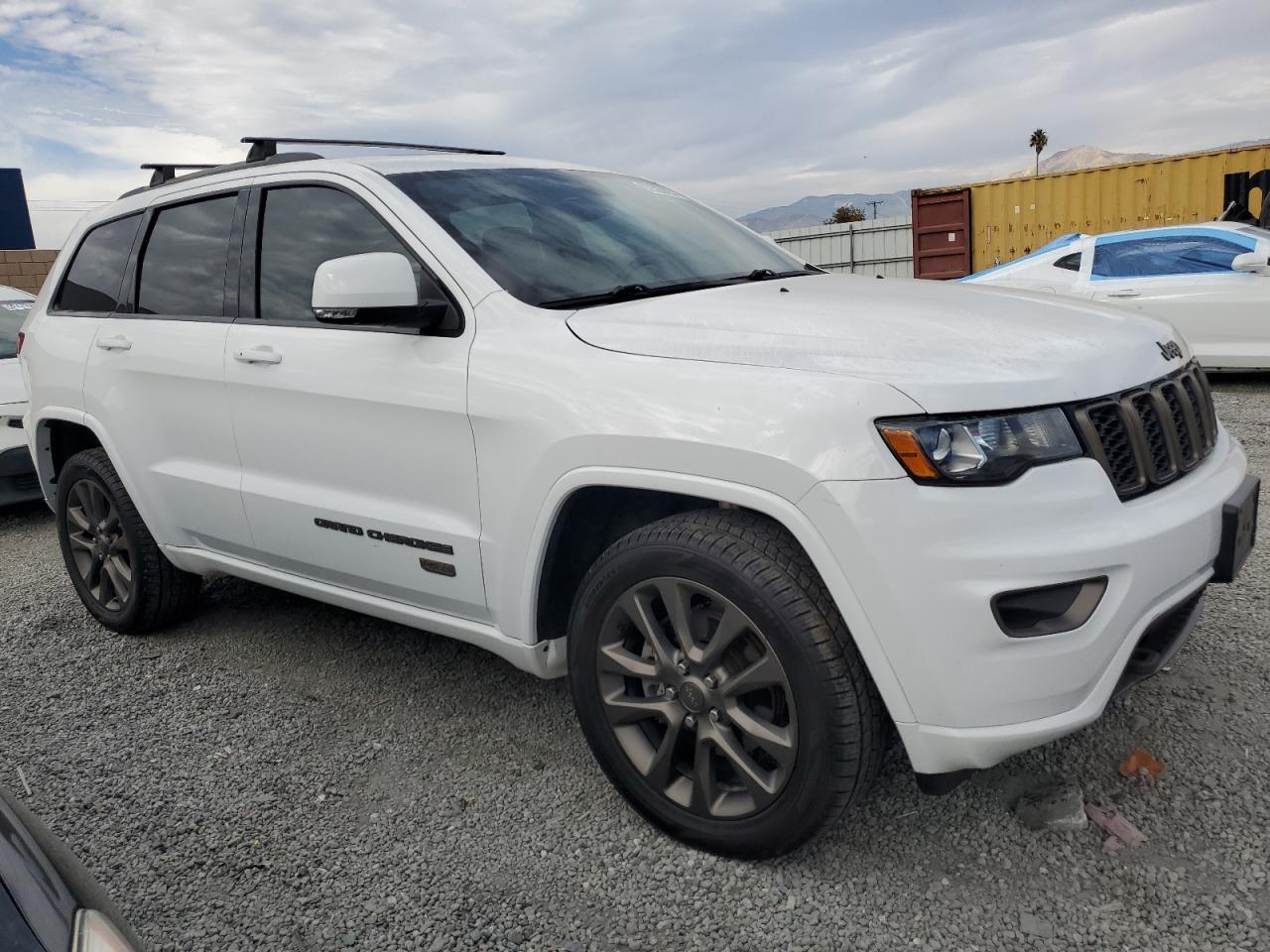 2017 JEEP Grand Cherokee
