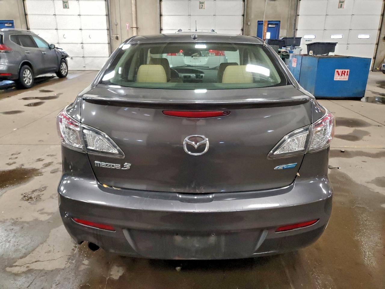 2013 MAZDA 3