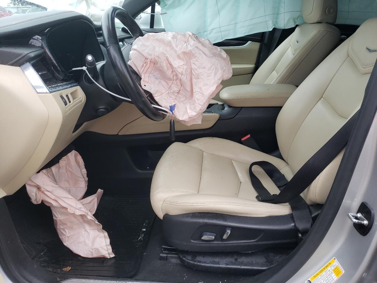 2019 CADILLAC XT5