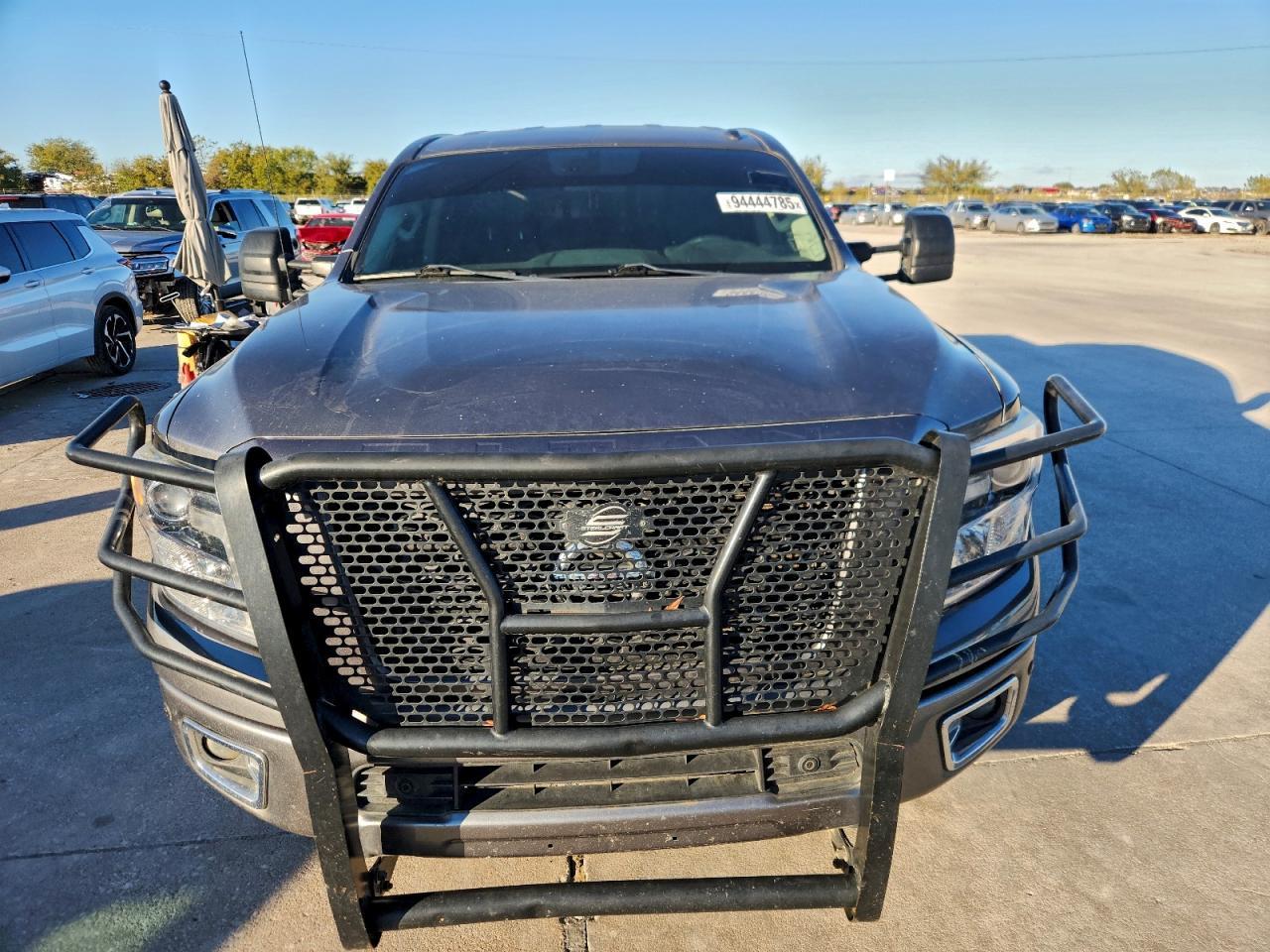 2018 NISSAN Titan